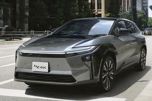 【モデル入り素材】Z（4WD）