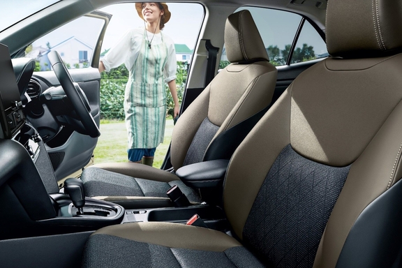 【モデル入り素材】Z（ガソリン・2WD）