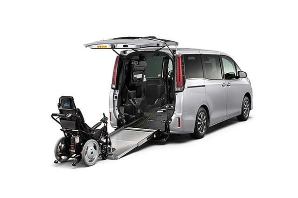 旭川 トヨタ エスクァイア ウェルキャブ 車いす仕様車 エスクァイア タイプⅢ