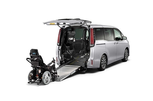 旭川 トヨタ エスクァイア ウェルキャブ 車いす仕様車 エスクァイア タイプⅢ